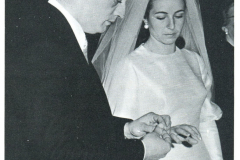 1970-1971244-2