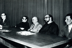 1970-71382-1