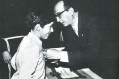1970-71383-3