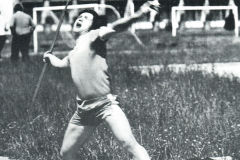 1980-1981353.1